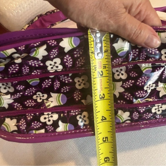 Vera Bradley Frill Vinyl Messenger Bag in Plum Petals Expandable Pockets Laptop - Picture 11 of 11
